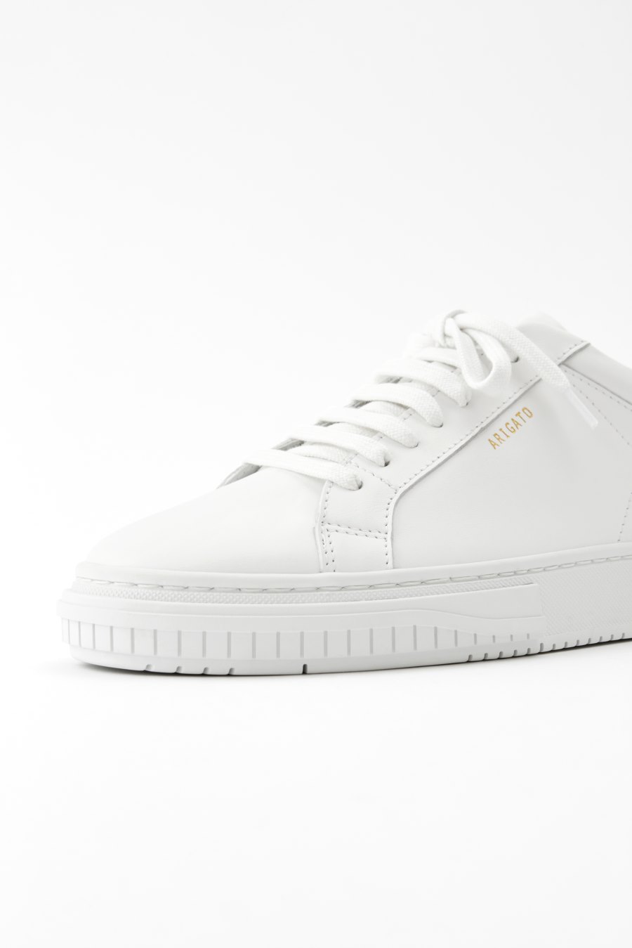 White Axel Arigato Atlas Sneakers Canada | CA1905-19